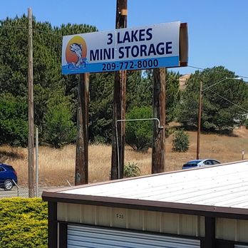 3 Lakes Mini Storage - Self Storage Near Me - Burson, California