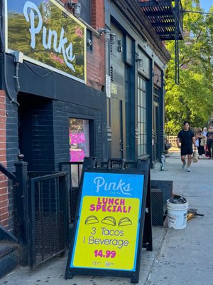 Pinks Cantina & Catering by null