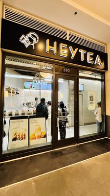 HEYTEA (Bellevue Bravern) by null