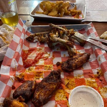 TWF BURGERS - Wings, fries and Beer - American Near Me - Fort Mill, South Carolina TWF BURGERS - Wings, fries and Beer - American Near Me - Fort Mill, South Carolina