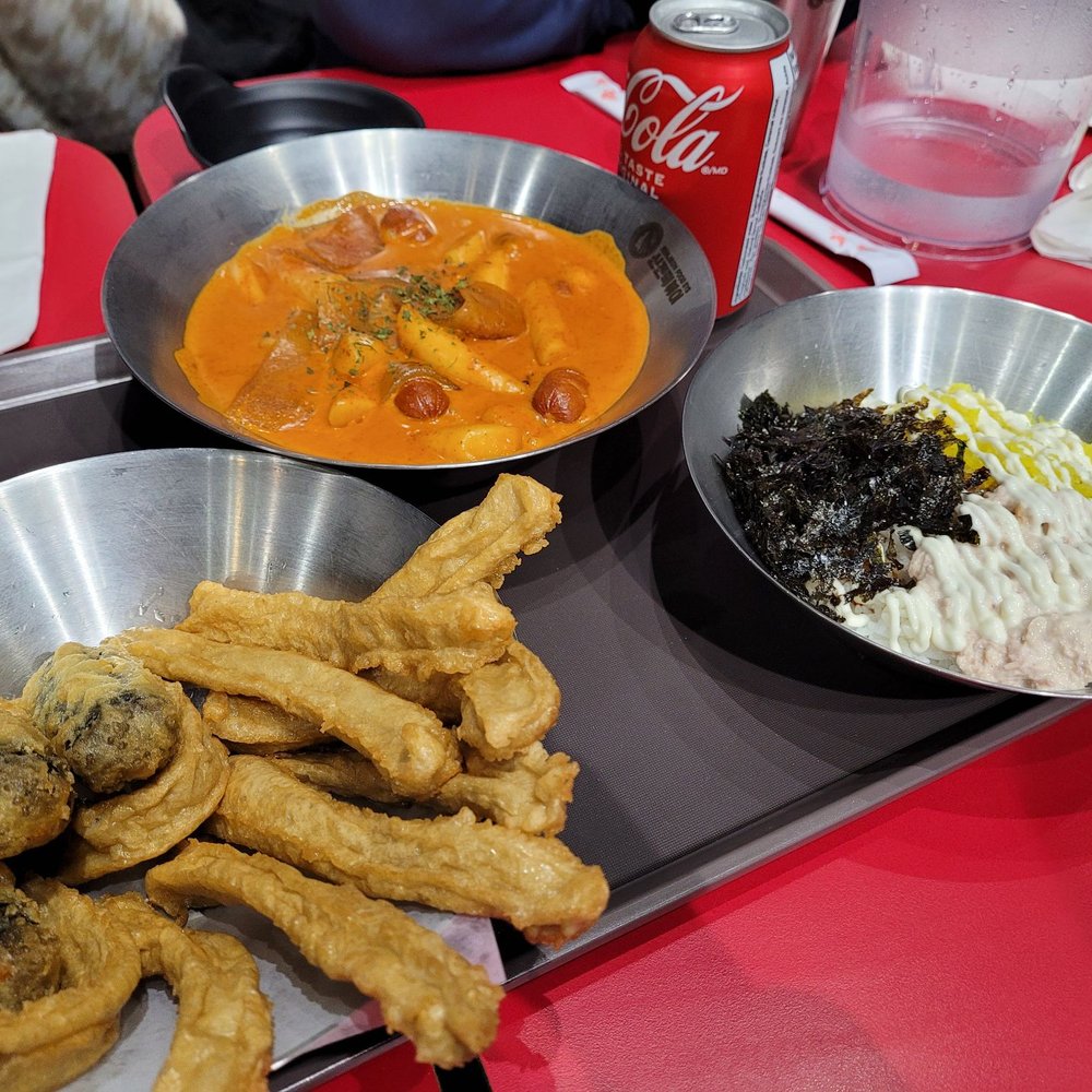 Rose Tteokbokki, Tuna Rice Bowl, Fried Fish Cake Rose Tteokbokki, Tuna Rice Bowl, Fried Fish Cake