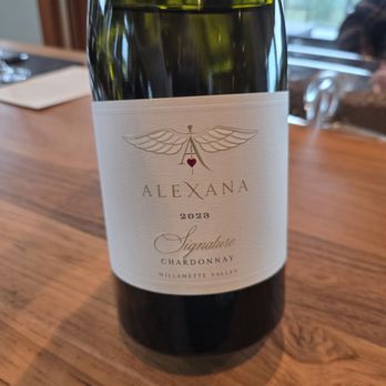 Alexana Winery - Signature Chardonnay is wonderful - Wineries Near Me - Newberg, Oregon