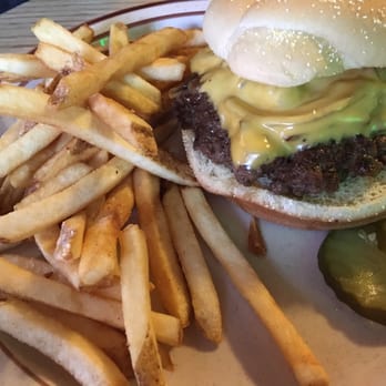 Earthwood Inn - Cheeseburger lunch special $6 very very tasty. - Hotels Near Me - Two Harbors, Minnesota Earthwood Inn - Cheeseburger lunch special $6 very very tasty. - Hotels Near Me - Two Harbors, Minnesota