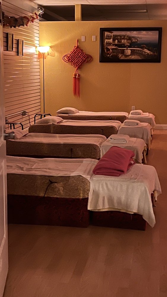 Relaxing Station Spa Logo