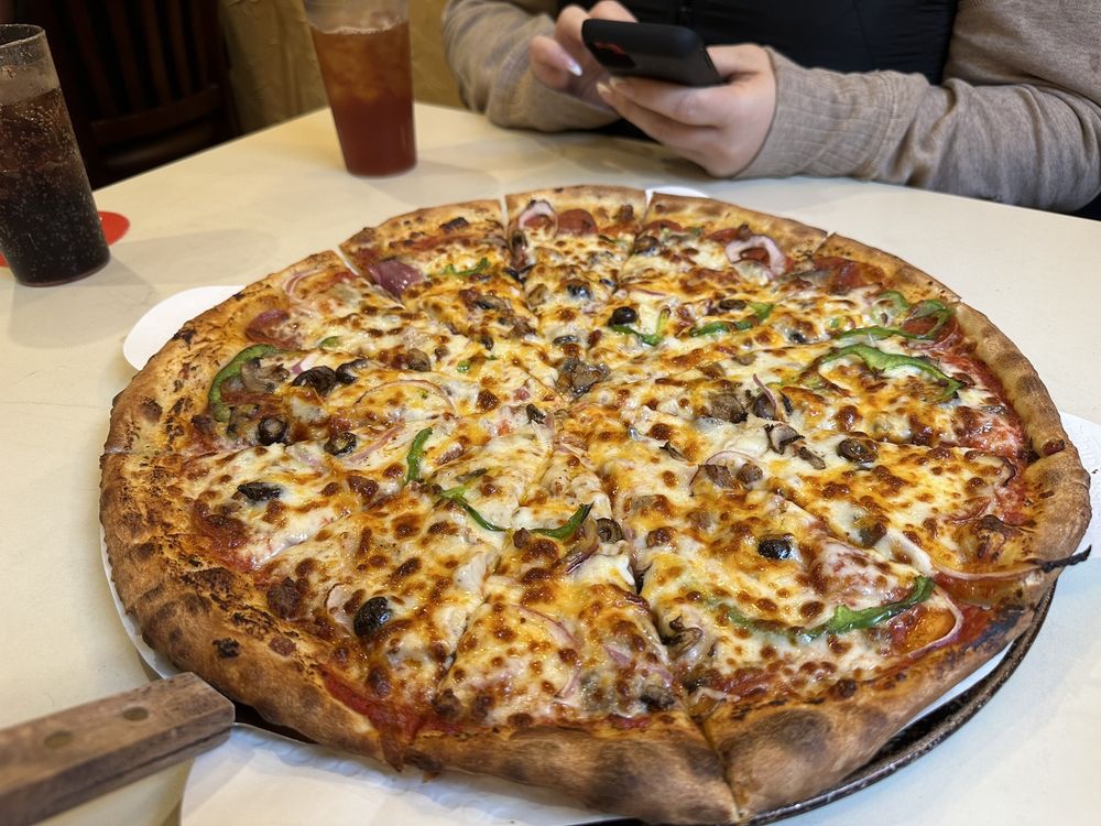 Red's Pizzeria — Mexican restaurant in Eureka Springs