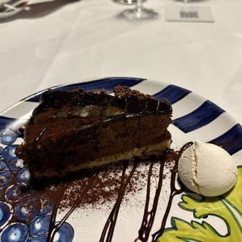 Lo Scoglio - Chocolate mousse cake with orange liqueur - Italian Near Me - Massa Lubrense, NA