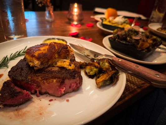 Oak Steakhouse by null