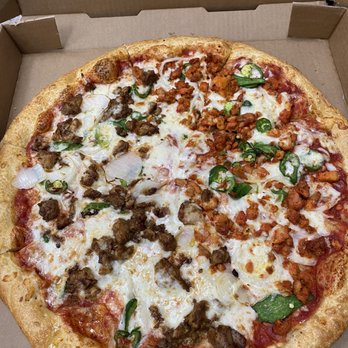 Tastee Pizza & Wings - Chicken Tikka Pizza - Pizza Near Me - Houston, Texas