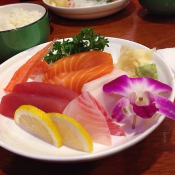 Ocean Sushi - Luncheon sashimi-- thick thick pieces! Yumm - Sushi Bars Near Me - Melrose, Massachusetts