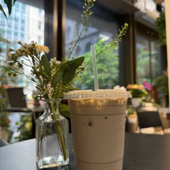 Remi Flower & Coffee - Coffee & Tea Near Me - New York, New York Remi Flower & Coffee - Coffee & Tea Near Me - New York, New York