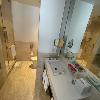 The Bryant Park Hotel - Bathroom - Hotels Near Me - New York, New York The Bryant Park Hotel - Bathroom - Hotels Near Me - New York, New York