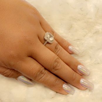 Diamond Nails Spa - Chrome nails - Nail Salons Near Me - Murrieta, California