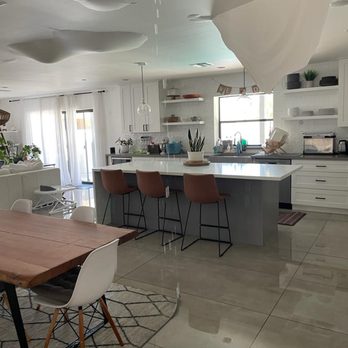 Creative Moving & Packing - Day of leak, no preparedness to move! - Movers Near Me - Phoenix, Arizona