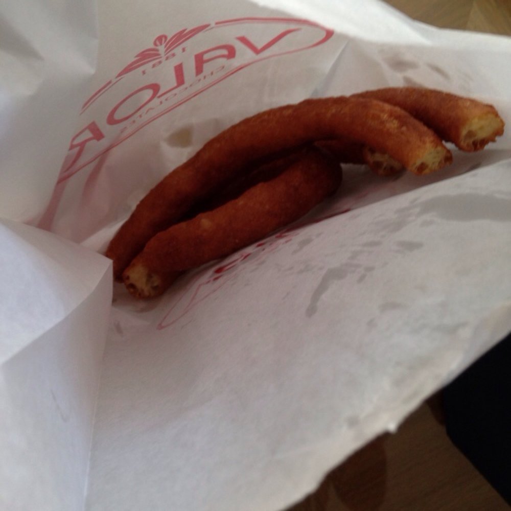 Chocolatería Valor - Churros to go - Coffee & Tea Near Me - Madrid, M