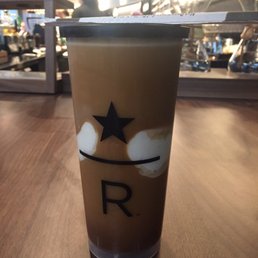 Nitro cold brew float