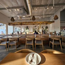 Thai Favorite Cuisine - Interior