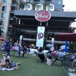 Super crowded olé event