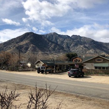 Sequoia Lodge - View of the lodge from the store and restaurant across the street. - Hotels Near Me - Kernville, California