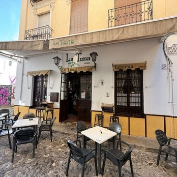 La Tana - Outside - Tapas Bars Near Me - Granada, GR