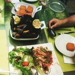 Rua 19 - Perfecto!! Admite perros en terraza y dueños muy agradables. Muy recomendable las croquetas.