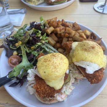 Popping Yolk Cafe - Nashville Hot Chicken Benedict - Breakfast & Brunch Near Me - Pasadena, California Popping Yolk Cafe - Nashville Hot Chicken Benedict - Breakfast & Brunch Near Me - Pasadena, California