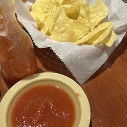 El Maguey Mexican Restaurant - Chips and salsa
