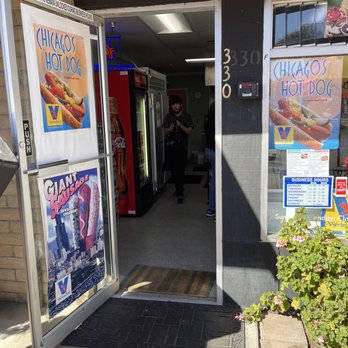 Stefono’s Sapori D’ Italia - Walking in... - Hot Dogs Near Me - Nipomo, California