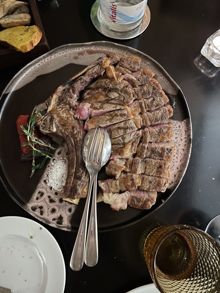 RIB Beef & Wine