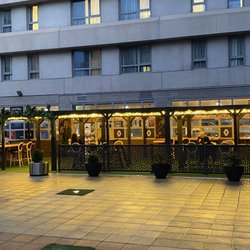 TRYP  Airport Suites - Restaurant.