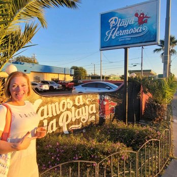Mariscos Playa Hermosa - Mexican Near Me - Phoenix, Arizona