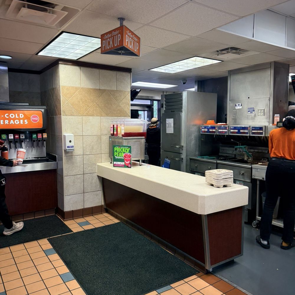 Whataburger - Counter - Fast Food Near Me - Tallahassee, Florida Whataburger - Counter - Fast Food Near Me - Tallahassee, Florida