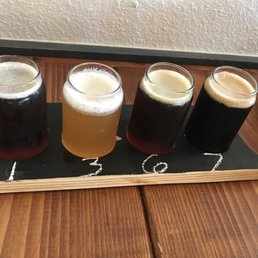 Flight: irish red, ipa, spiced ale (xmas beer), stout