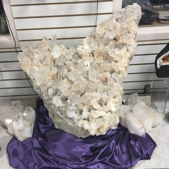 Mama's Minerals - Jewelry Near Me - Albuquerque, New Mexico