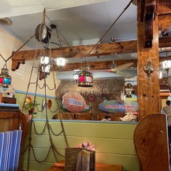 Captain John's Restaurant & Tiki Bar