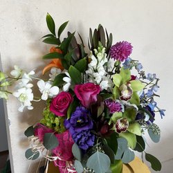 La Mission Flowers & Gifts
