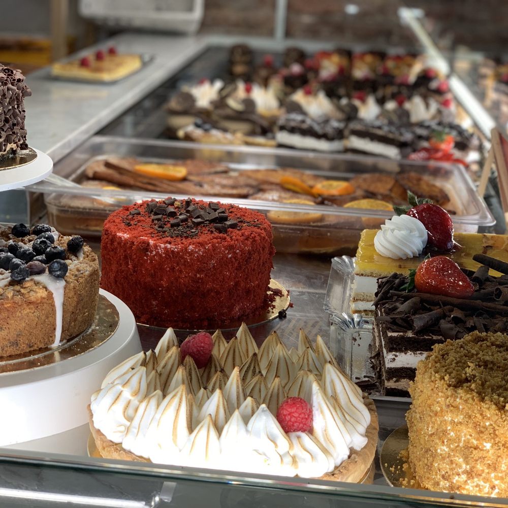 Sana Locura - Cakes - Coffee & Tea Near Me - Madrid, M Sana Locura - Cakes - Coffee & Tea Near Me - Madrid, M