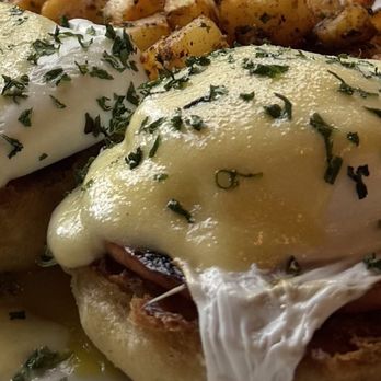 The Corner Room - Eggs Benedict - American Near Me - State College, Pennsylvania