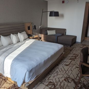 Franklin Marriott Cool Springs - New updated rooms (King size bed) - Hotels Near Me - Franklin, Tennessee Franklin Marriott Cool Springs - New updated rooms (King size bed) - Hotels Near Me - Franklin, Tennessee