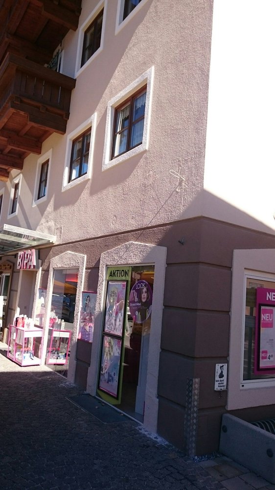 Brixentaler Straße 39 6361 Hopfgarten BIPA - Brixentaler Str. 27, Hopfgarten im Brixental, Tirol, Austria