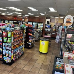 Love's Country Store