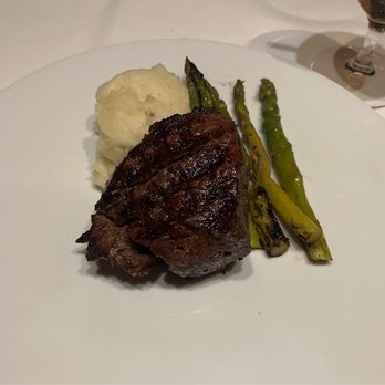 Masselow's Steakhouse - Filet Mignon - Steakhouses Near Me - Airway Heights, Washington Masselow's Steakhouse - Filet Mignon - Steakhouses Near Me - Airway Heights, Washington