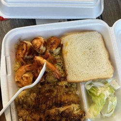Henry's Seafood and Wings