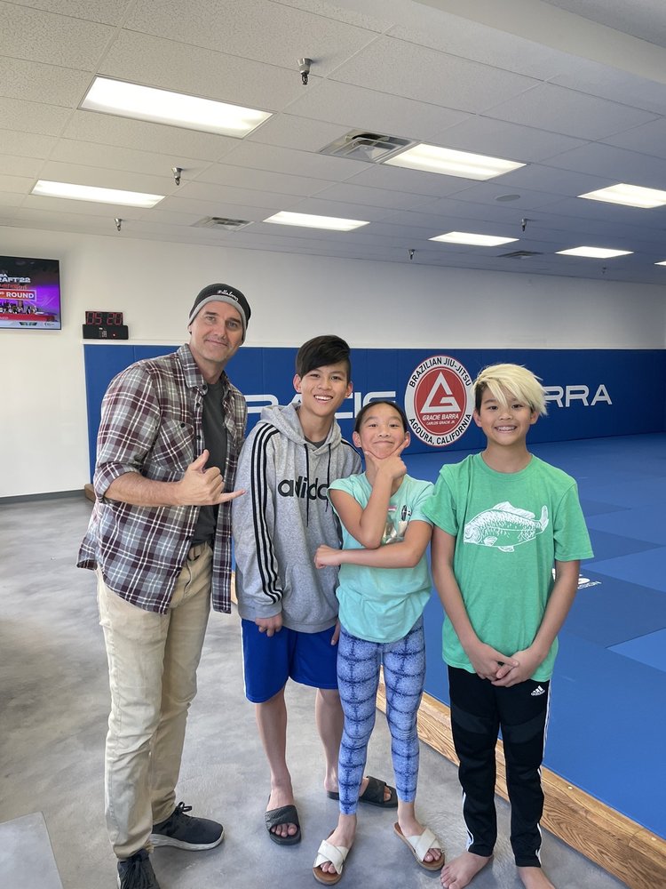 Gracie Barra Agoura Logo