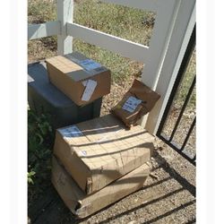Fed Ex - Delivery as left by FedEx... Twice