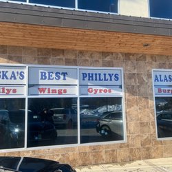 Alaska's Best Phillys - Outside but unfortunately it was closed with no explanation at lunch time.