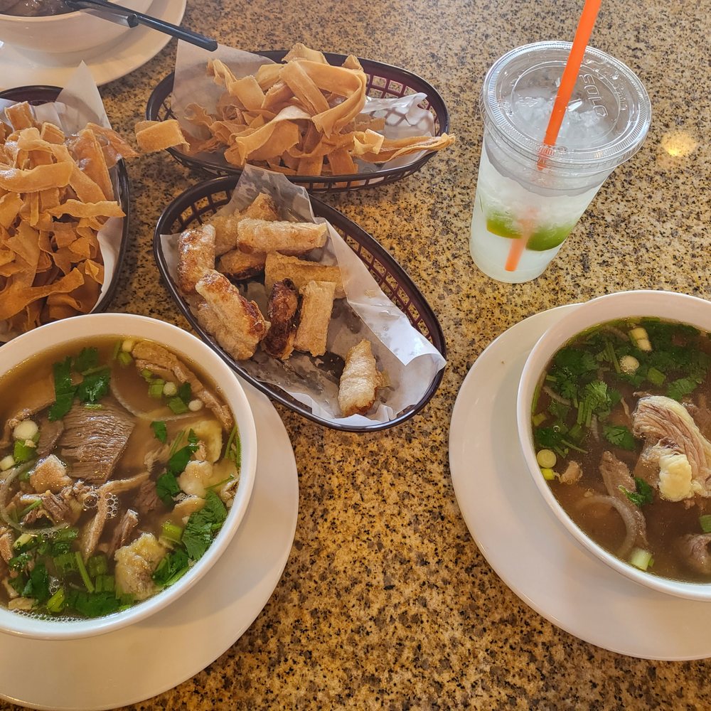 Pho Ly - Vietnamese Near Me - Houston, Texas