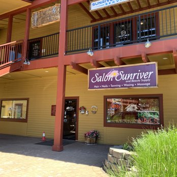 Salon Sunriver - The outside of the salon. It was great to be able to bike there! - Cosmetics & Beauty Supply Near Me - Bend, Oregon
