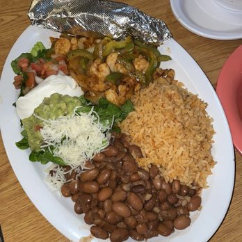 Una Mas Mexican Grill - Mexican Near Me - San Jose, California