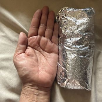 Guisados - Mexicans Beeakfast burrito size : Fit for a flea. - Mexican Near Me - Los Angeles, California Guisados - Mexicans Beeakfast burrito size : Fit for a flea. - Mexican Near Me - Los Angeles, California