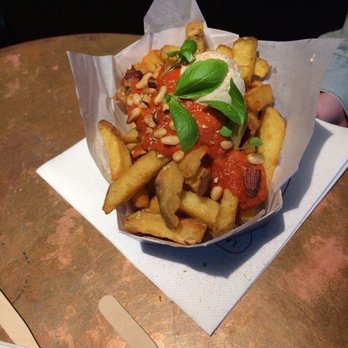 Frites Atelier Antwerpen - Friterie Near Me - Antwerp, VAN